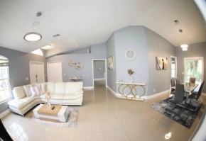 Holiday Home in Naples. Long term welcome